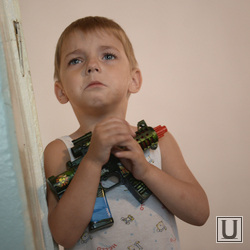 Пока у этих детей в свидетельстве о рождении стоит «місце народження Україна». Что они будут называть Родиной, когда их родители станут гражданами России?