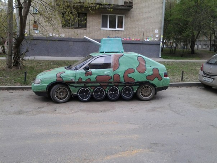 машина танк 
