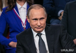 Тонкий дипломатический ход? Путин не стал поздравлять лидеров двух стран с Днем Победы