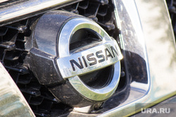  Nissan     .       
