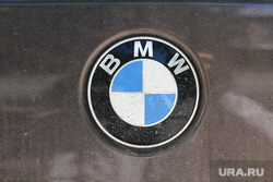 BMW     .     