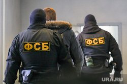 В Югре оперативники ФСБ задержали двоих силовиков. В ходе операции пришлось открыть огонь